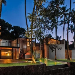 Design We Love: Villa in the Palms by Abraham John Architects