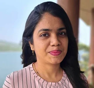 Swati Mahawar – Living Luxury Real Estate
